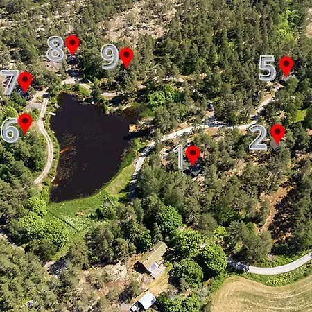 Pinetree Sunny בית נופש Pyharanta